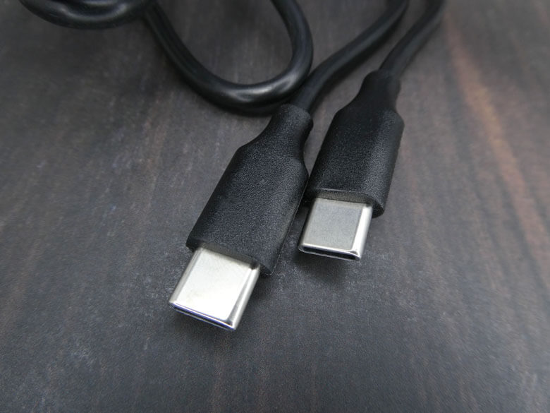 【PRレビュー】RORRY モバイルバッテリー T1-10000