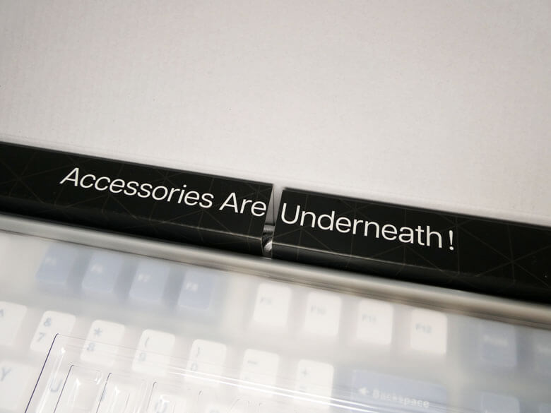 【PRレビュー】EPOMAKER TH108 PRO メカニカルキーボード